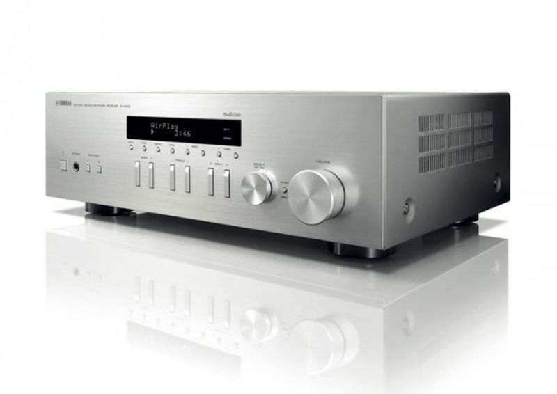 Yamaha R-S202D 2 x 100W Stereo Receiver with Bluetooth / DVB tuner